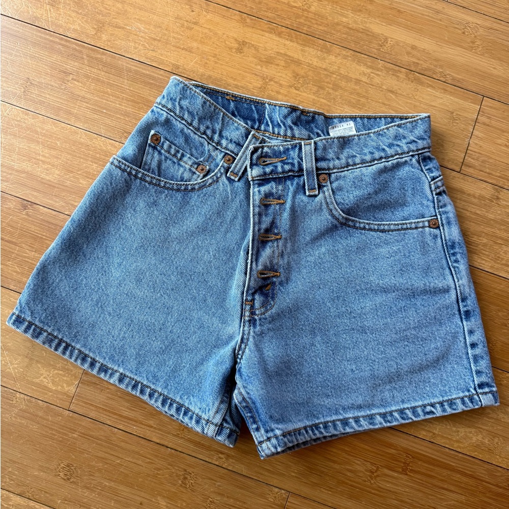High Waisted Vintage Levi’s Shorts